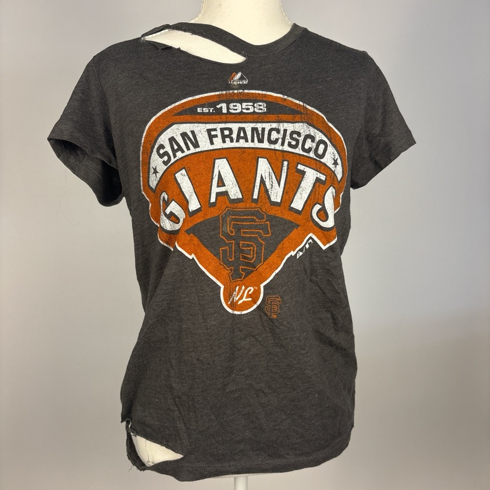 San Francisco Giants Distressed T-Shirt